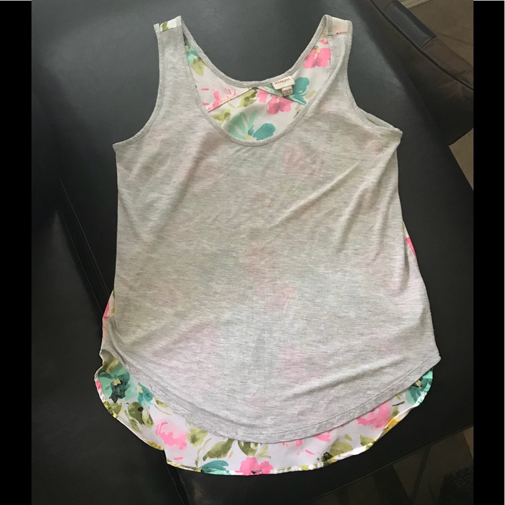 Tunic top- floral pattern on back side